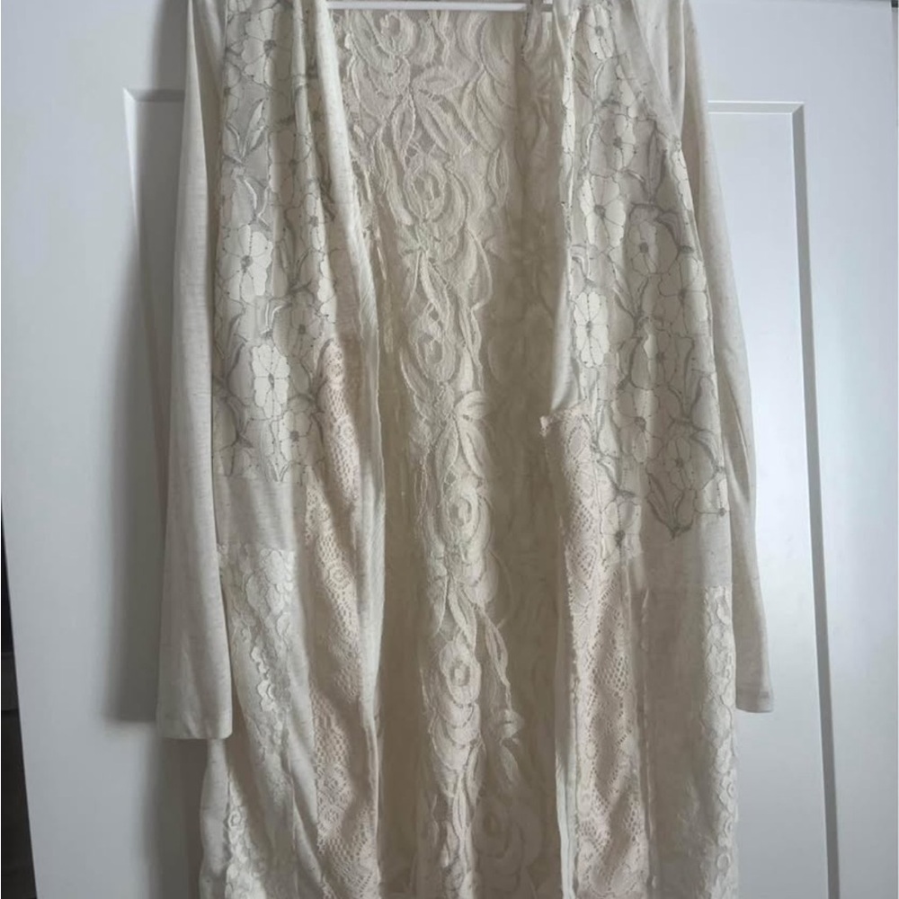 Elegant Cream Lace Cardigan